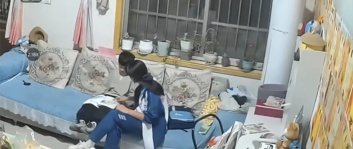 抖音热门来自姐姐的爱引热议-姐弟情深难舍难分事件来龙去脉全梳理-姐姐辅导弟弟作业日常在线看