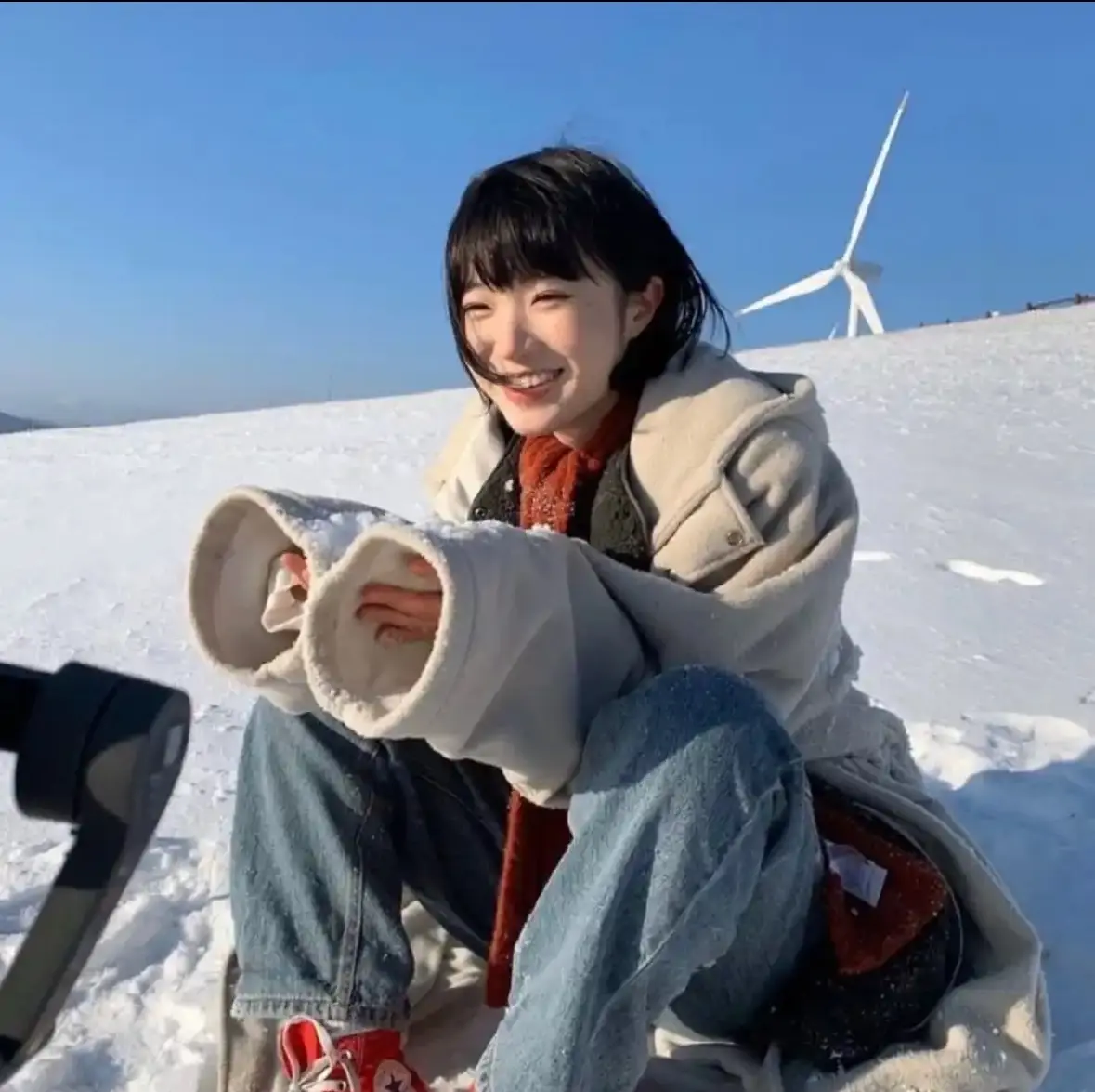 佳木斯新玛特迪桑特女销售导购事件视频相关资源图片