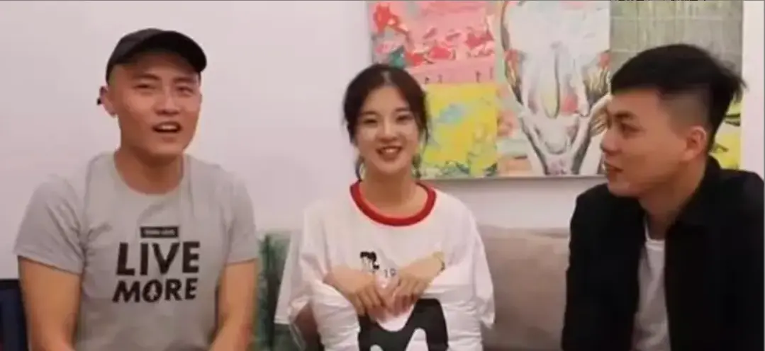《兄妹蕉谈》未删减完整版免费在线观看-林予曦学生角色青春懵懂-兄妹蕉谈全集资源蓝光超清无删版极速下载