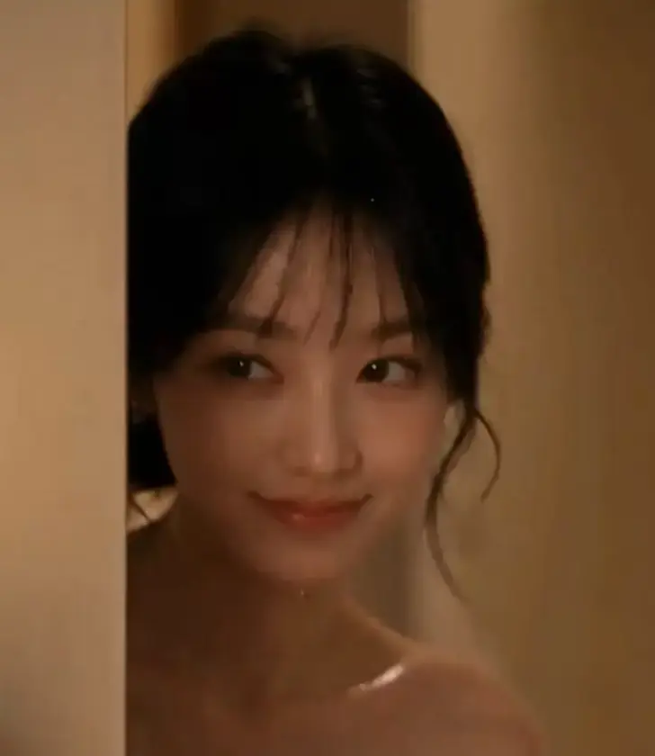 真人AI剧《女友帮我追闺蜜》1080P高清未删减 - 免费在线看完整版 - 最新全集夸克迅雷网盘资源下载